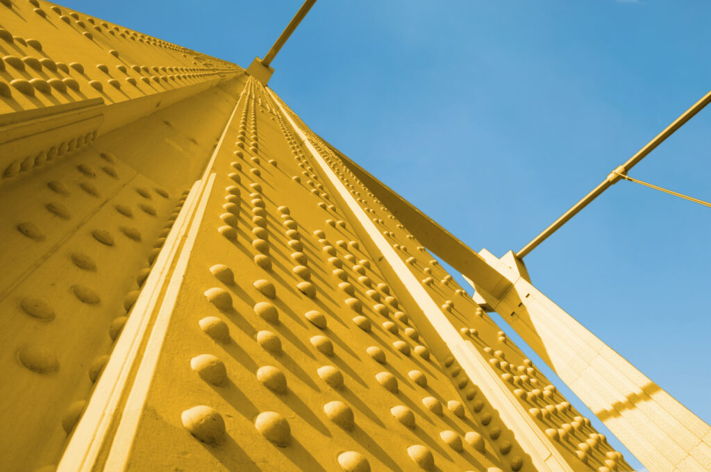 White,Metal,Bridge,Close,Up