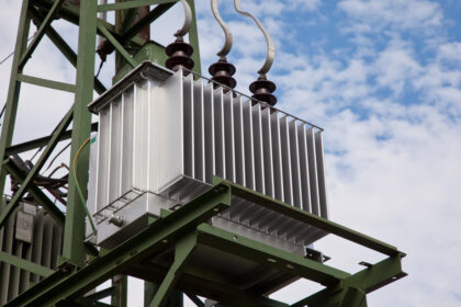 Electricity,Distribution,Transformer,With,Cooling,Ribs