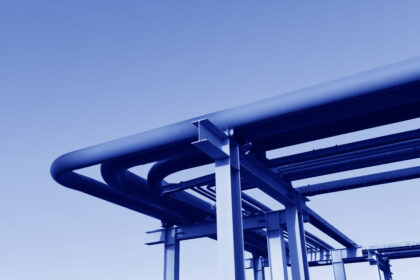 Oil,Pipeline,Close-up,,Under,The,Blue,Sky