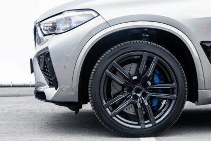 Silver,New,Car,Side,View:,Fender,,Side,Mirror,,Wheel,,Bumper